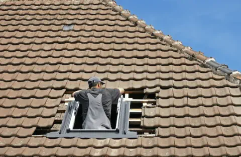 Pose de velux - La Roche-de-Rame